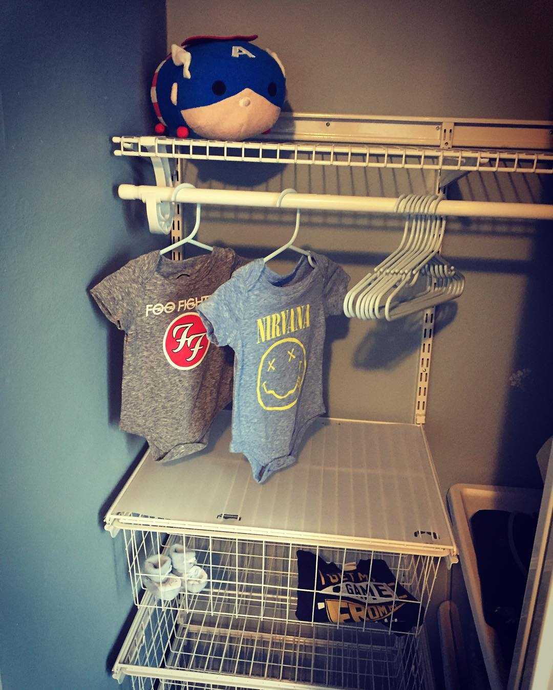 Nah, it really didn’t take me all weekend to fix up one single closet…