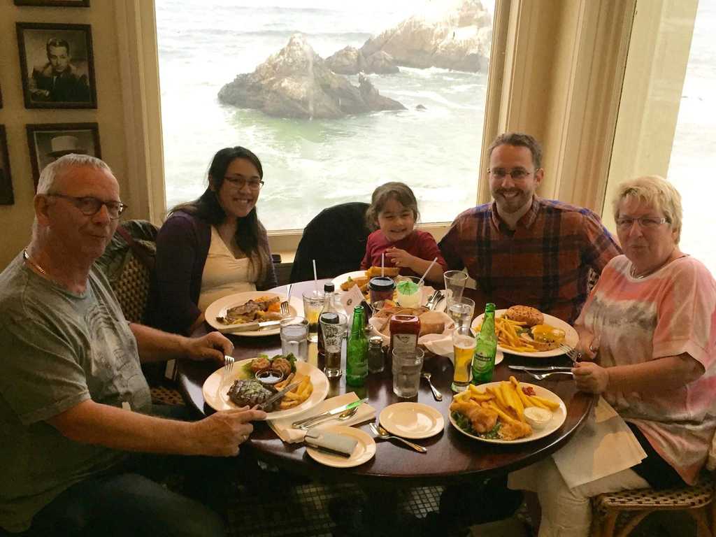 13568878 10154335489894393 8707573317730025138 o